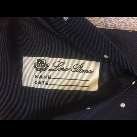 Loro Piana Uniform Tie. - Picture 2 of 3